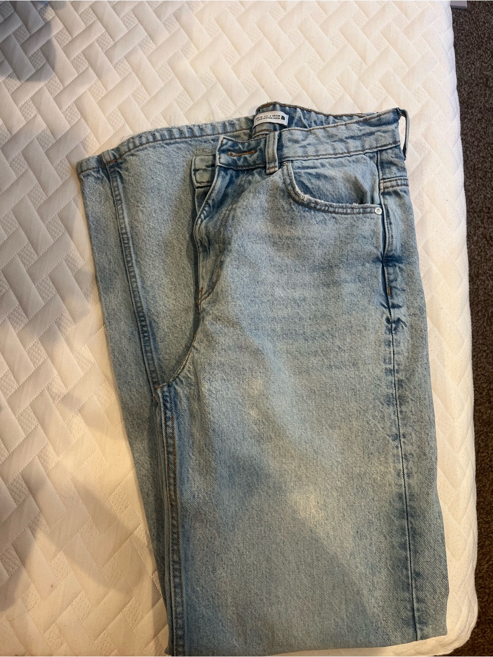 Zara jeans